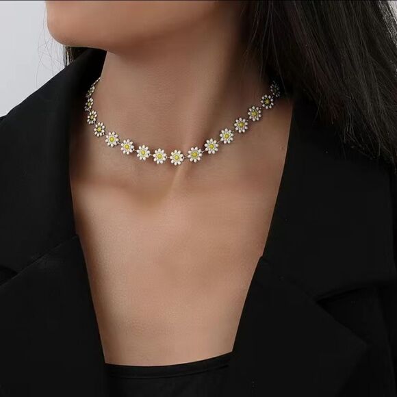 Flower Daisy Clavicle Chain Necklace Women Choker Pendant Flower Jewelry - Picture 3 of 6